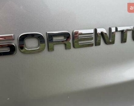 Сірий Кіа Соренто, об'ємом двигуна 2 л та пробігом 229 тис. км за 16275 $, фото 8 на Automoto.ua