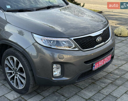 Серый Киа Соренто, объемом двигателя 2.2 л и пробегом 265 тыс. км за 15800 $, фото 14 на Automoto.ua