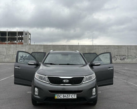 Серый Киа Соренто, объемом двигателя 2.2 л и пробегом 200 тыс. км за 15600 $, фото 5 на Automoto.ua
