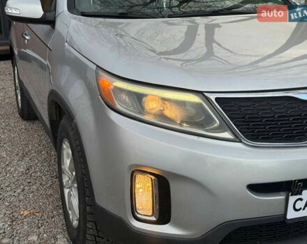Серый Киа Соренто, объемом двигателя 2.36 л и пробегом 195 тыс. км за 10900 $, фото 23 на Automoto.ua