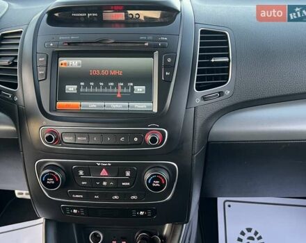 Серый Киа Соренто, объемом двигателя 2.2 л и пробегом 170 тыс. км за 17799 $, фото 138 на Automoto.ua