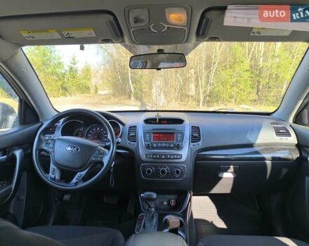 Киа Соренто 2014 в Чернигове на Automoto.ua Серый Киа Соренто, объемом двигателя 2.36 л и пробегом 147 тыс. км за 12700 $, фото 18 на Automoto.ua