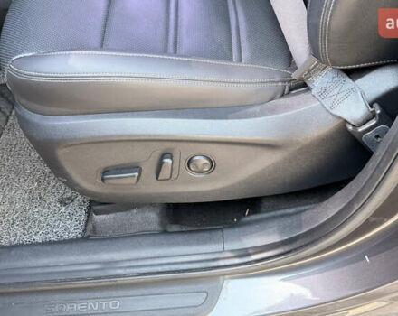 Кіа Соренто 2014 у Белгород-Днестровском на Automoto.ua Сірий Кіа Соренто, об'ємом двигуна 2 л та пробігом 205 тис. км за 18500 $, фото 20 на Automoto.ua