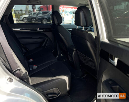 Серый Киа Соренто, объемом двигателя 2.4 л и пробегом 96 тыс. км за 14500 $, фото 29 на Automoto.ua