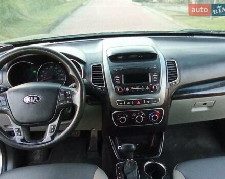 Серый Киа Соренто, объемом двигателя 2.36 л и пробегом 154 тыс. км за 11300 $, фото 14 на Automoto.ua