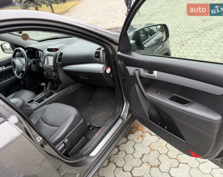 Серый Киа Соренто, объемом двигателя 2.2 л и пробегом 220 тыс. км за 16499 $, фото 33 на Automoto.ua