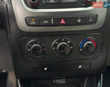 Сірий Кіа Соренто, об'ємом двигуна 2.36 л та пробігом 193 тис. км за 12300 $, фото 36 на Automoto.ua