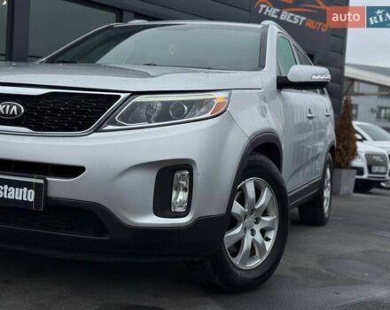 Сірий Кіа Соренто, об'ємом двигуна 2.36 л та пробігом 193 тис. км за 12300 $, фото 2 на Automoto.ua