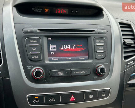 Сірий Кіа Соренто, об'ємом двигуна 2.36 л та пробігом 155 тис. км за 14800 $, фото 14 на Automoto.ua