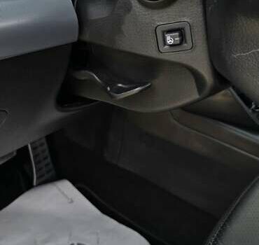 Серый Киа Соренто, объемом двигателя 2.2 л и пробегом 154 тыс. км за 17300 $, фото 63 на Automoto.ua