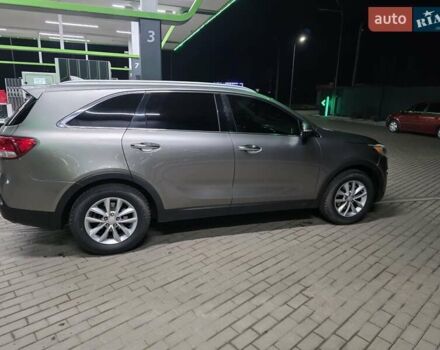 Серый Киа Соренто, объемом двигателя 2.4 л и пробегом 262 тыс. км за 13250 $, фото 30 на Automoto.ua