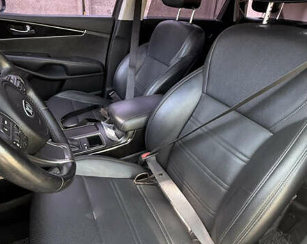 Кіа Соренто 2014 у Белгород-Днестровском на Automoto.ua Сірий Кіа Соренто, об'ємом двигуна 2 л та пробігом 205 тис. км за 18500 $, фото 5 на Automoto.ua