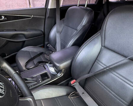 Кіа Соренто 2014 у Белгород-Днестровском на Automoto.ua Сірий Кіа Соренто, об'ємом двигуна 2 л та пробігом 205 тис. км за 18500 $, фото 3 на Automoto.ua