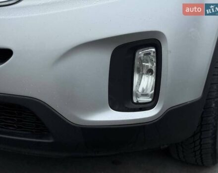 Сірий Кіа Соренто, об'ємом двигуна 2.36 л та пробігом 193 тис. км за 12300 $, фото 10 на Automoto.ua