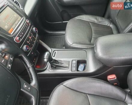 Сірий Кіа Соренто, об'ємом двигуна 2.2 л та пробігом 179 тис. км за 20300 $, фото 24 на Automoto.ua