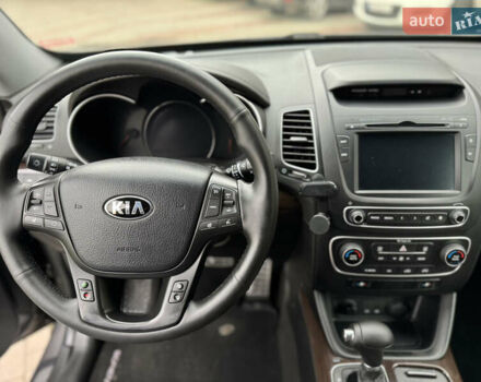 Сірий Кіа Соренто, об'ємом двигуна 2.2 л та пробігом 214 тис. км за 17400 $, фото 13 на Automoto.ua