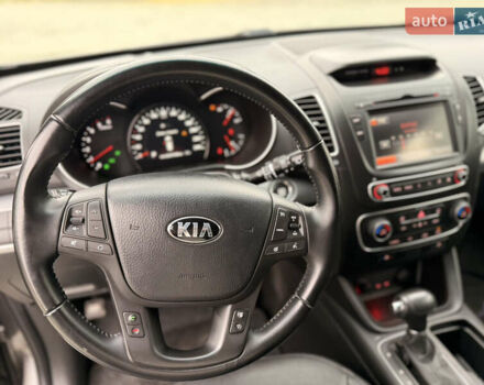 Киа Соренто 2014 в Дубно на Automoto.ua Серый Киа Соренто, объемом двигателя 2.2 л и пробегом 220 тыс. км за 16499 $, фото 43 на Automoto.ua