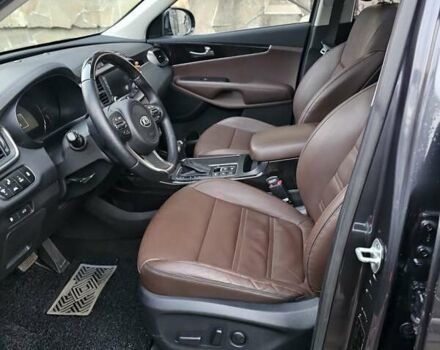 Серый Киа Соренто, объемом двигателя 2 л и пробегом 191 тыс. км за 19500 $, фото 21 на Automoto.ua