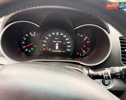 Киа Соренто 2014 в Дубно на Automoto.ua Серый Киа Соренто, объемом двигателя 2.2 л и пробегом 220 тыс. км за 16499 $, фото 42 на Automoto.ua
