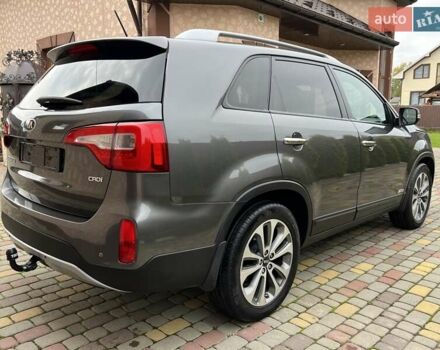 Киа Соренто 2014 в Ивано-Франковске на Automoto.ua Серый Киа Соренто, объемом двигателя 2.2 л и пробегом 221 тыс. км за 17499 $, фото 6 на Automoto.ua