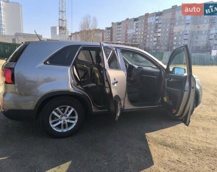 Киа Соренто 2014 в Чернигове на Automoto.ua Серый Киа Соренто, объемом двигателя 2.36 л и пробегом 147 тыс. км за 12700 $, фото 6 на Automoto.ua