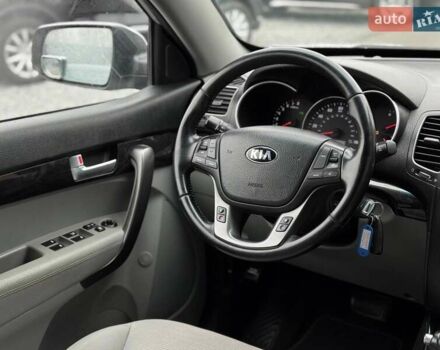 Сірий Кіа Соренто, об'ємом двигуна 2.36 л та пробігом 193 тис. км за 12300 $, фото 51 на Automoto.ua