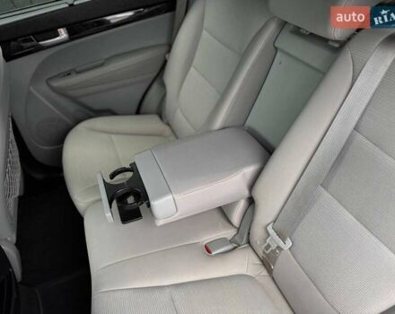 Сірий Кіа Соренто, об'ємом двигуна 2.36 л та пробігом 193 тис. км за 12300 $, фото 44 на Automoto.ua