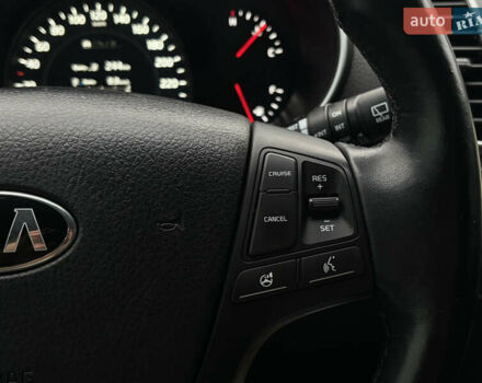 Серый Киа Соренто, объемом двигателя 2 л и пробегом 149 тыс. км за 17199 $, фото 15 на Automoto.ua