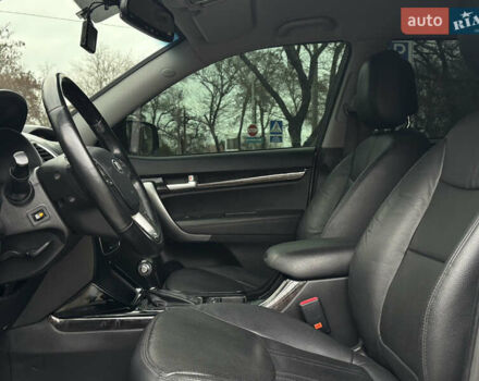 Серый Киа Соренто, объемом двигателя 2 л и пробегом 149 тыс. км за 17199 $, фото 10 на Automoto.ua