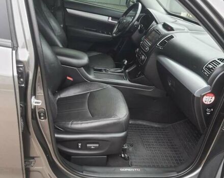 Сірий Кіа Соренто, об'ємом двигуна 2.2 л та пробігом 179 тис. км за 20300 $, фото 19 на Automoto.ua