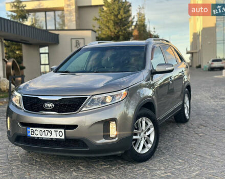 Сірий Кіа Соренто, об'ємом двигуна 2.35 л та пробігом 191 тис. км за 14500 $, фото 10 на Automoto.ua