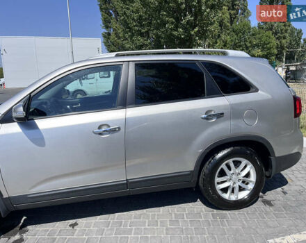 Сірий Кіа Соренто, об'ємом двигуна 2.36 л та пробігом 150 тис. км за 14300 $, фото 3 на Automoto.ua