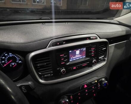 Серый Киа Соренто, объемом двигателя 2.4 л и пробегом 262 тыс. км за 13250 $, фото 29 на Automoto.ua