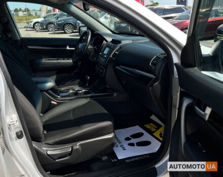 Серый Киа Соренто, объемом двигателя 2.4 л и пробегом 96 тыс. км за 14500 $, фото 25 на Automoto.ua