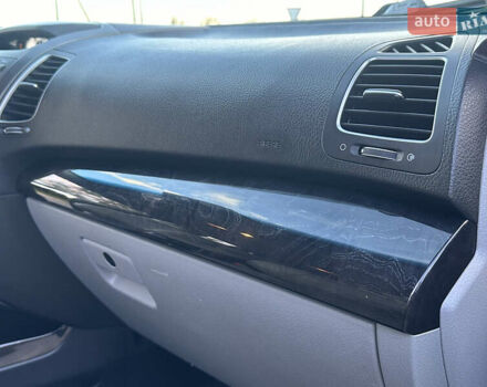 Сірий Кіа Соренто, об'ємом двигуна 2.35 л та пробігом 191 тис. км за 14500 $, фото 20 на Automoto.ua