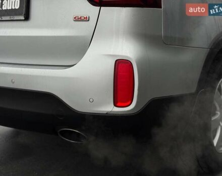 Сірий Кіа Соренто, об'ємом двигуна 2.36 л та пробігом 193 тис. км за 12300 $, фото 21 на Automoto.ua
