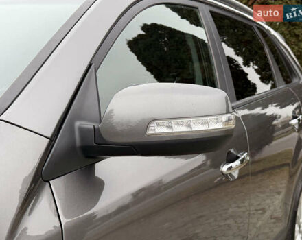 Серый Киа Соренто, объемом двигателя 2.2 л и пробегом 220 тыс. км за 16499 $, фото 8 на Automoto.ua