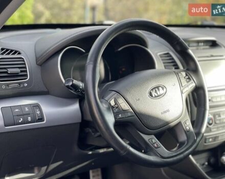Киа Соренто 2014 в Стрые на Automoto.ua Серый Киа Соренто, объемом двигателя 2.2 л и пробегом 240 тыс. км за 17750 $, фото 38 на Automoto.ua