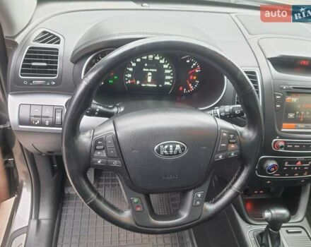 Сірий Кіа Соренто, об'ємом двигуна 2.2 л та пробігом 179 тис. км за 20300 $, фото 28 на Automoto.ua