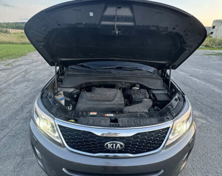 Серый Киа Соренто, объемом двигателя 2.2 л и пробегом 217 тыс. км за 21499 $, фото 5 на Automoto.ua