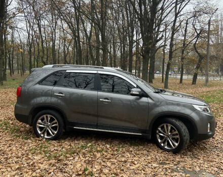 Серый Киа Соренто, объемом двигателя 2 л и пробегом 147 тыс. км за 16400 $, фото 3 на Automoto.ua