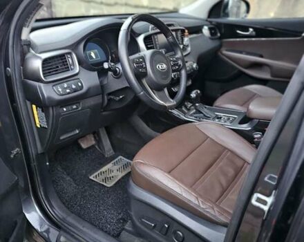 Серый Киа Соренто, объемом двигателя 2 л и пробегом 191 тыс. км за 19500 $, фото 20 на Automoto.ua