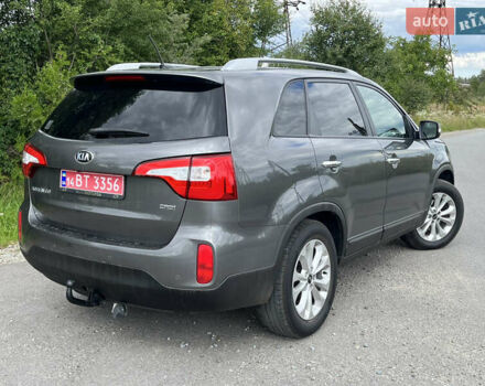 Сірий Кіа Соренто, об'ємом двигуна 2 л та пробігом 179 тис. км за 13950 $, фото 14 на Automoto.ua