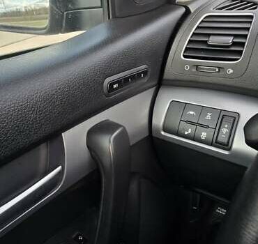 Серый Киа Соренто, объемом двигателя 2.2 л и пробегом 154 тыс. км за 17300 $, фото 27 на Automoto.ua