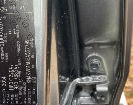 Сірий Кіа Соренто, об'ємом двигуна 2 л та пробігом 147 тис. км за 16500 $, фото 9 на Automoto.ua