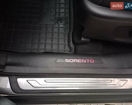 Сірий Кіа Соренто, об'ємом двигуна 2.2 л та пробігом 176 тис. км за 18500 $, фото 22 на Automoto.ua