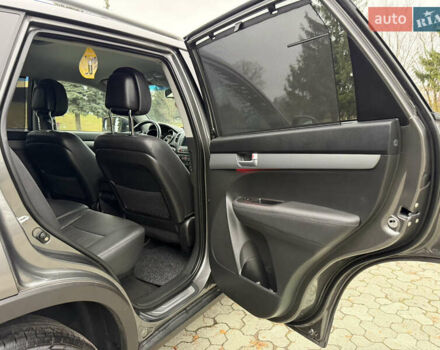 Серый Киа Соренто, объемом двигателя 2.2 л и пробегом 220 тыс. км за 16499 $, фото 28 на Automoto.ua