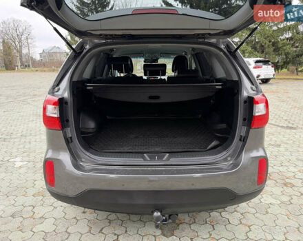 Серый Киа Соренто, объемом двигателя 2.2 л и пробегом 220 тыс. км за 16499 $, фото 42 на Automoto.ua