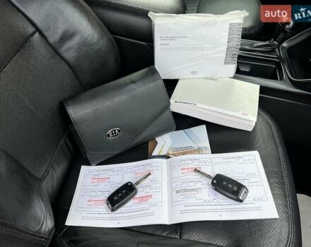 Киа Соренто 2014 в Ивано-Франковске на Automoto.ua Серый Киа Соренто, объемом двигателя 2.2 л и пробегом 221 тыс. км за 17499 $, фото 116 на Automoto.ua