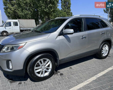 Сірий Кіа Соренто, об'ємом двигуна 2.36 л та пробігом 150 тис. км за 14300 $, фото 2 на Automoto.ua
